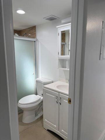 555 Purdy Lane A122, Palm Springs, FL 33461