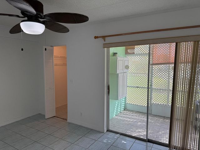 555 Purdy Lane A122, Palm Springs, FL 33461