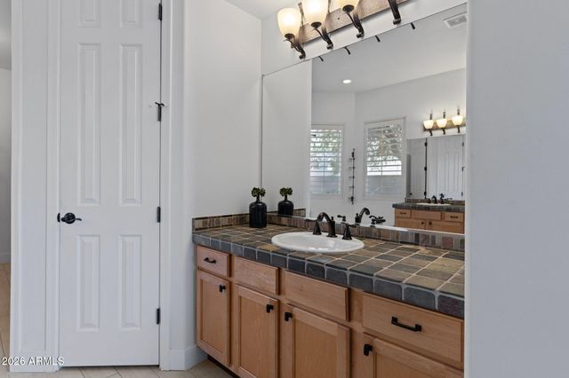 11302 E WHITE FEATHER Lane, Scottsdale, AZ 85262