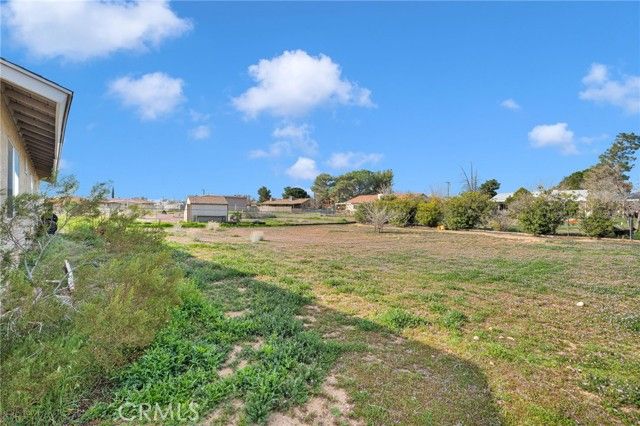 12696 9th, Victorville, CA 92395