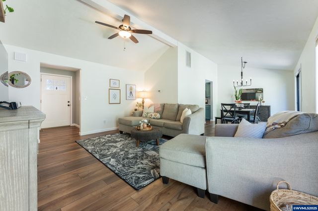 5489 Brookwood St S, Salem, OR 97306