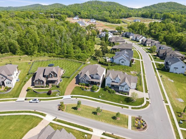 164 Telfair Ln, Nolensville, TN 37135
