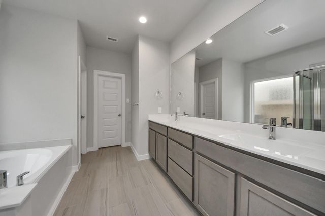 15006 Royal Leaf Drive, Cypress, TX 77429