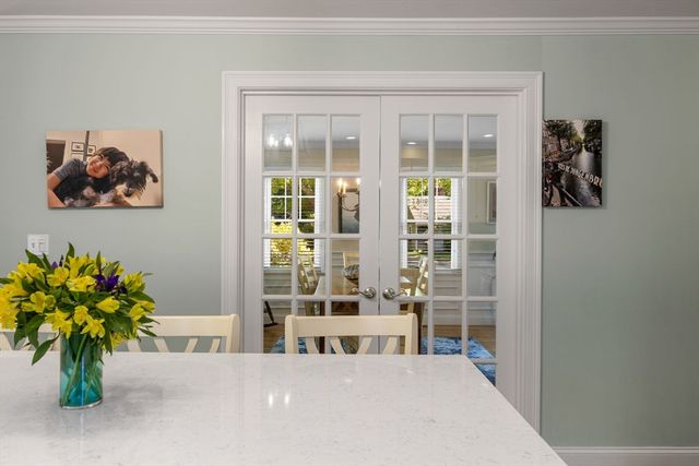 7 Park St, Harwich, MA 02645