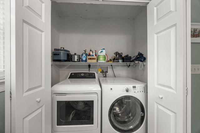 7 Park St, Harwich, MA 02645