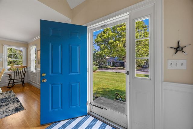 7 Park St, Harwich, MA 02645