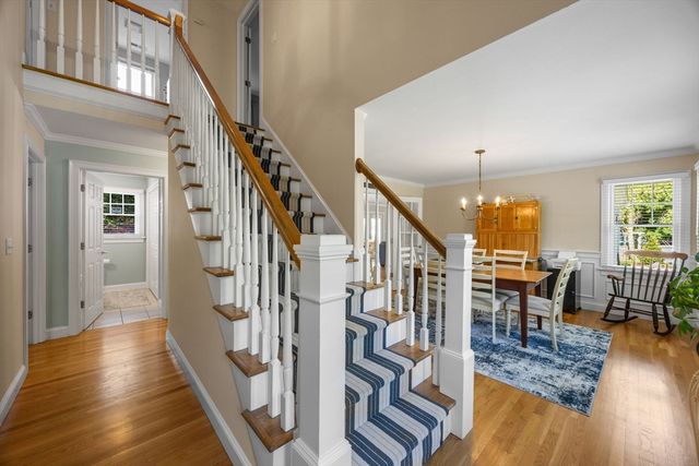 7 Park St, Harwich, MA 02645