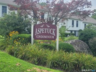 35 Aspetuck Village 35, New Milford, CT 06776