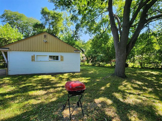 24180 Kipling Street, Oak Park, MI 48237