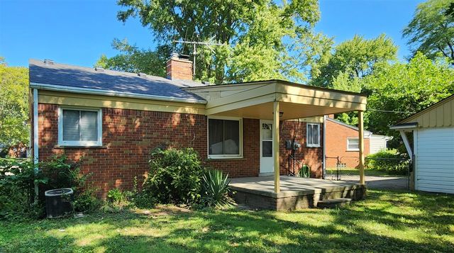 24180 Kipling Street, Oak Park, MI 48237