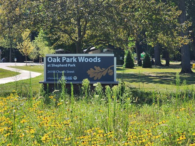 24180 Kipling Street, Oak Park, MI 48237
