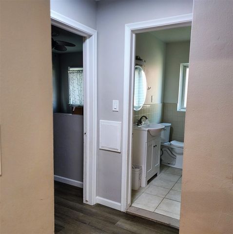 24180 Kipling Street, Oak Park, MI 48237