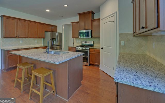 255 Abbington Way, Clarkesville, GA 30523