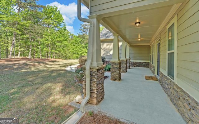255 Abbington Way, Clarkesville, GA 30523