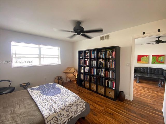 8861 Sunrise Lakes Blvd 311, Sunrise, FL 33322