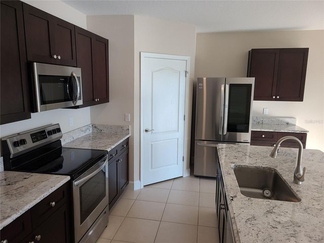 3423 LANDING VIEW, Tavares, FL 32778