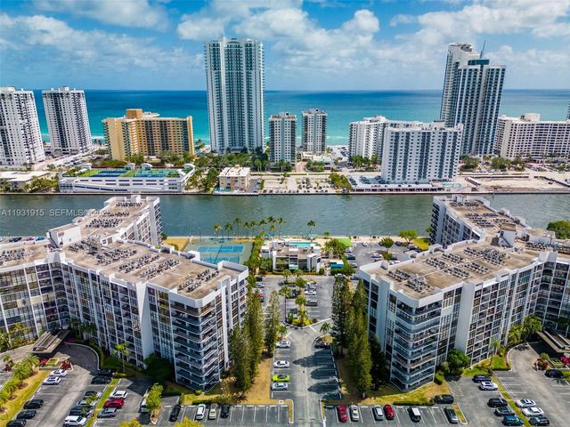 1000 Parkview Dr 828, Hallandale Beach, FL 33009