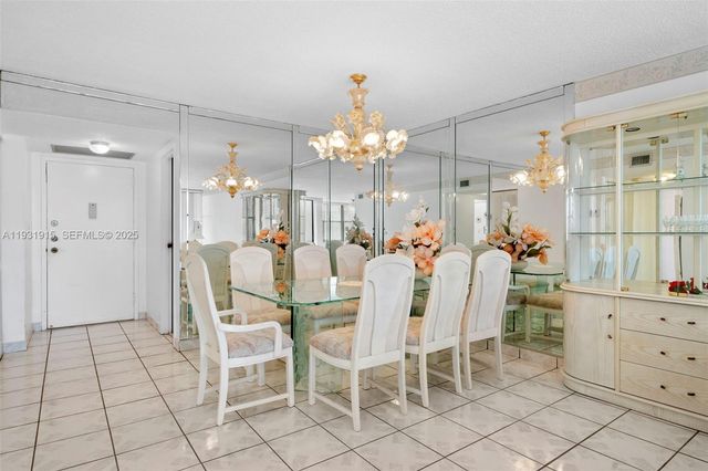 1000 Parkview Dr 828, Hallandale Beach, FL 33009