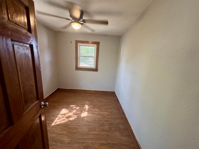 1411 W Lynn Street, Springfield, MO 65802
