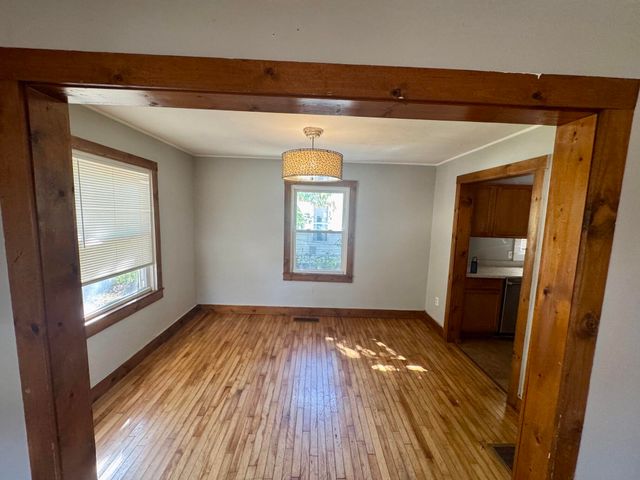 1411 W Lynn Street, Springfield, MO 65802