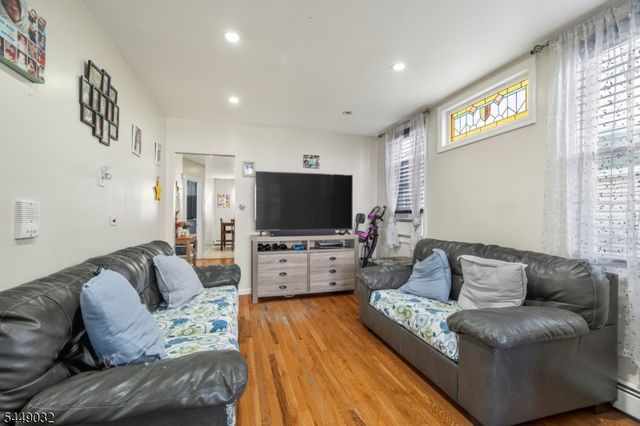 1115 22Nd St, North Bergen Twp., NJ 07047