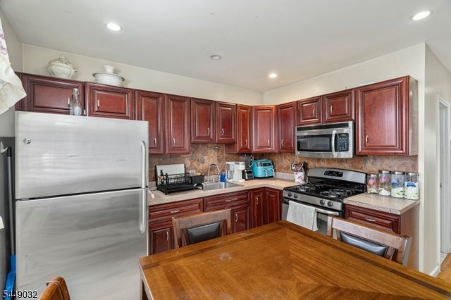 1115 22Nd St, North Bergen Twp., NJ 07047