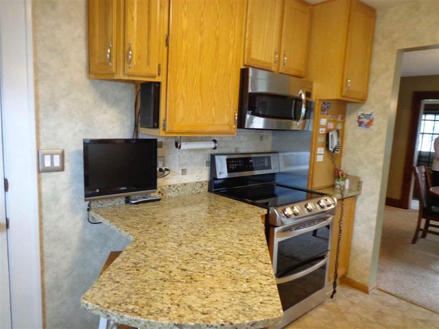 954 11th Street, Beloit, WI 53511
