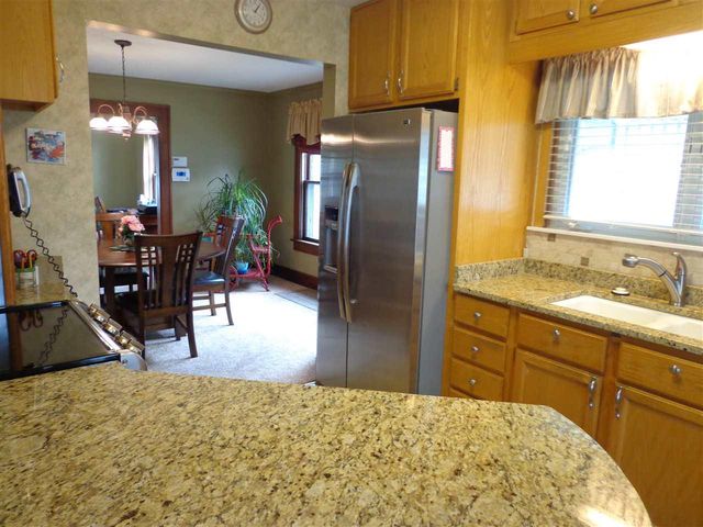 954 11th Street, Beloit, WI 53511