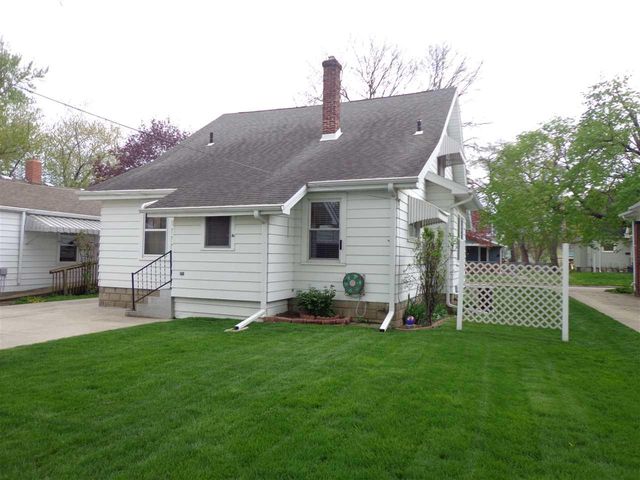 954 11th Street, Beloit, WI 53511