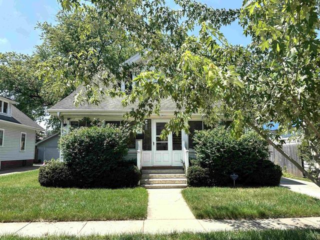 954 11th Street, Beloit, WI 53511
