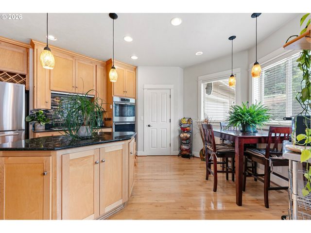 3147 TANNER PARK Dr, Eugene, OR 97405