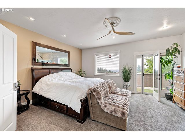 3147 TANNER PARK Dr, Eugene, OR 97405