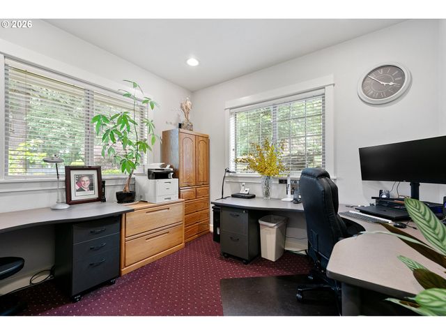 3147 TANNER PARK Dr, Eugene, OR 97405