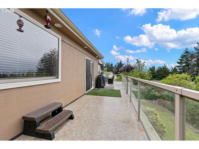 3147 TANNER PARK Dr, Eugene, OR 97405