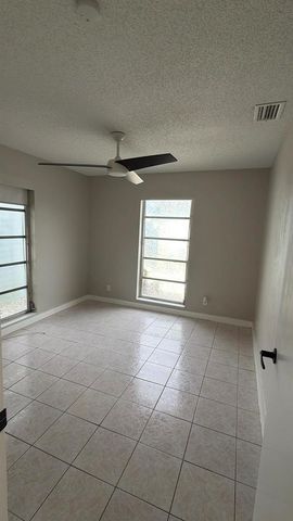 47 SE 13th Street 2, Dania Beach, FL 33004