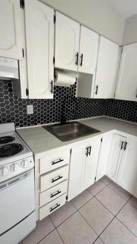 47 SE 13th Street 2, Dania Beach, FL 33004