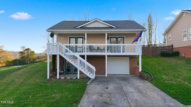 1022 Justus Drive, Johnson City, TN 37604