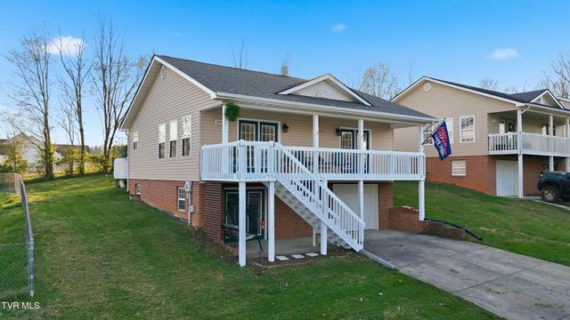 1022 Justus Drive, Johnson City, TN 37604