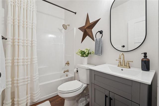 3332 Holly Glen Drive, Dacula, GA 30019