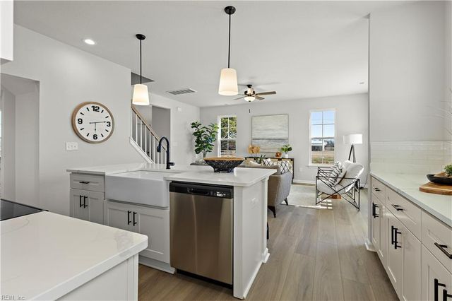 103 Peach LN, Elizabeth City, NC 27909