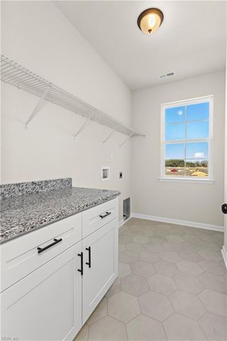 103 Peach LN, Elizabeth City, NC 27909