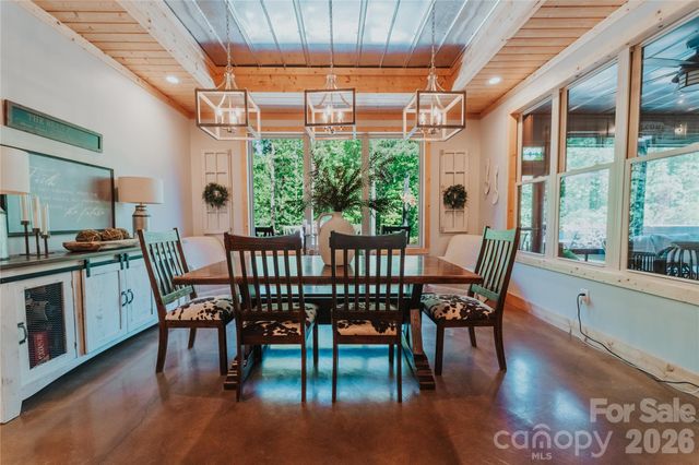 2620 Mathis Church Road, Catawba, NC 28609