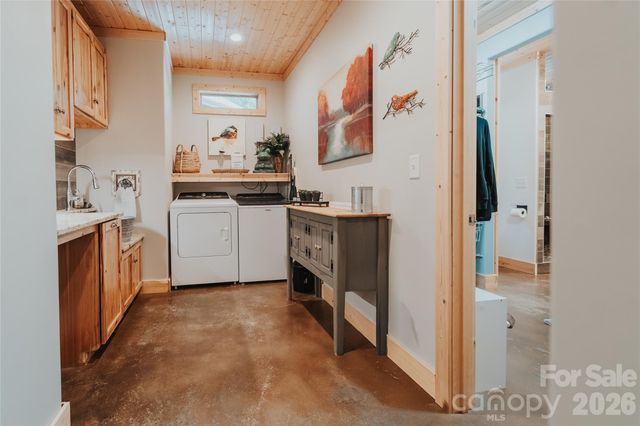 2620 Mathis Church Road, Catawba, NC 28609