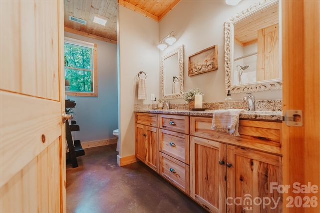 2620 Mathis Church Road, Catawba, NC 28609