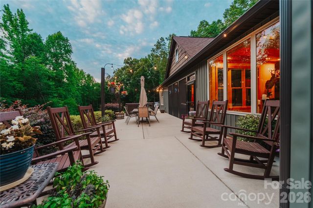 2620 Mathis Church Road, Catawba, NC 28609