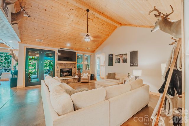 2620 Mathis Church Road, Catawba, NC 28609