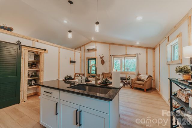 2620 Mathis Church Road, Catawba, NC 28609