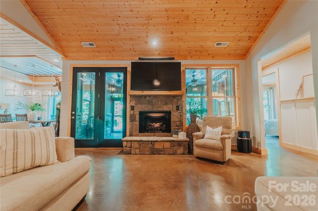 2620 Mathis Church Road, Catawba, NC 28609