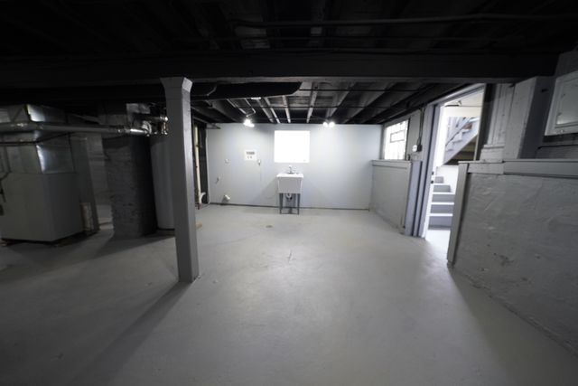 6940 S Bishop Street, Chicago, IL 60636