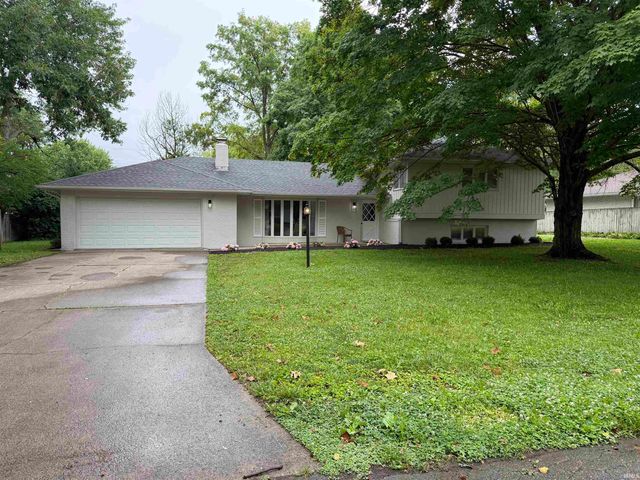 1212 N Bittersweet Lane, Muncie, IN 47304